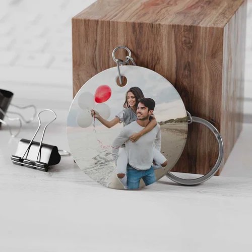 488247579_Personalized-Round-Key-Chain_1.jpg