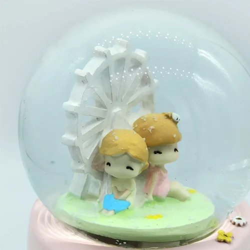 579179367_Cute-Musical-Crystal-Snow-Ball-Gift-for-Couple_1.jpg