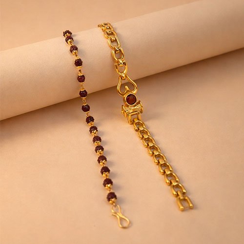 831997460_Stylish-Rudraksh-Rakhi-Combo-for-Bhaiya-Bhabhi.jpg