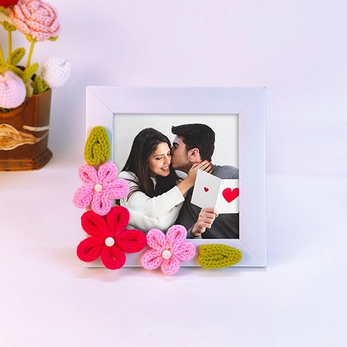 Love Bloom Handmade crochet Floral Photo Frame-Giftii