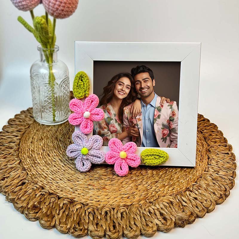 Valentine Heart Crochet Flower Love Frame-Giftii