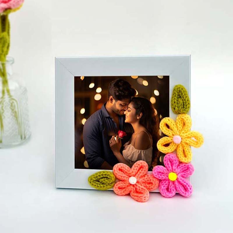 Positive Quote Crochet Flower couple Frame-Giftii