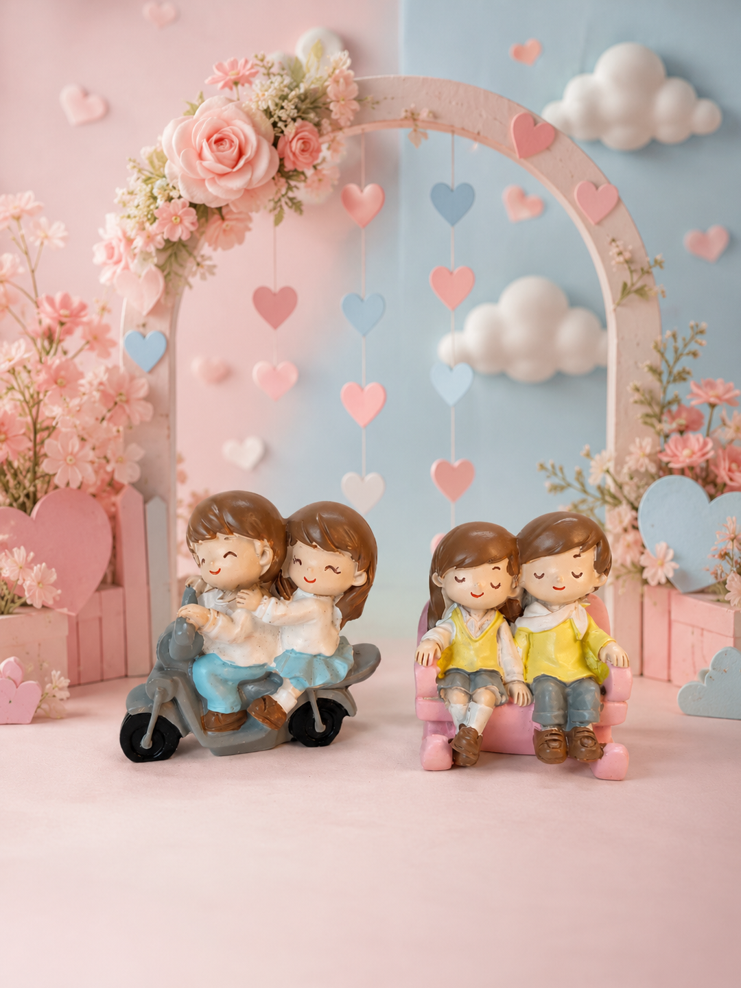 Romantic Gift Couple Showpiece Set-Giftii